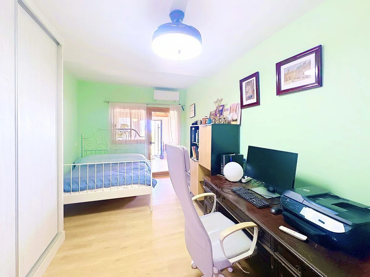 Exclusiva villa en venta en Buenas Noches, Estepona 